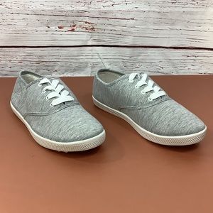 🌹🗯 NWOT COMFORT EASE LACE UP CASUAL FASHION TENNIS SHOES